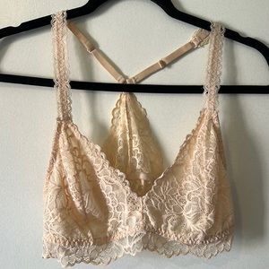 Beautiful lace razorback blush bralette! Never been worn! Size Large